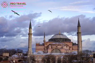City Break Istanbul cu autocarul, cazare la hotel de 5 stele, doar 129 €