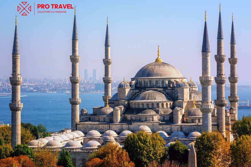City Break Istanbul cu autocarul, cazare la hotel de 5 stele, doar 129 €